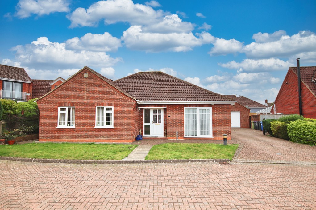 Knapton Court