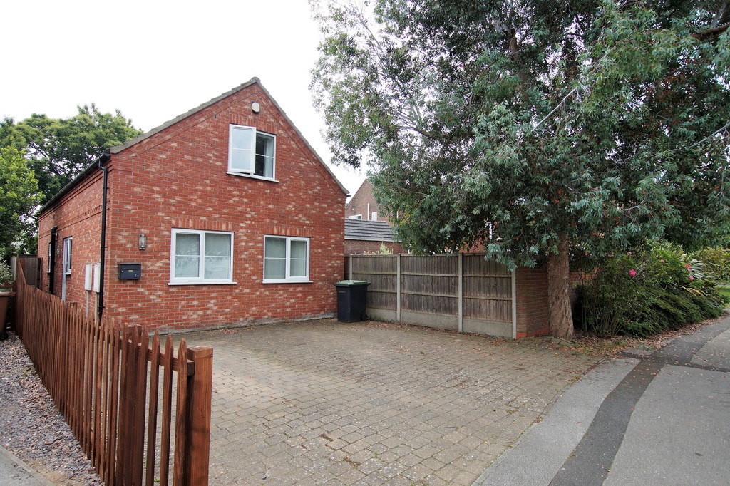 Post Mill Close